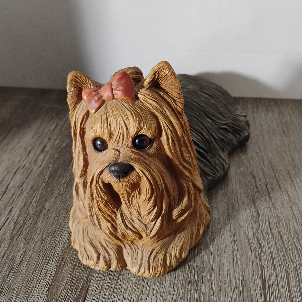 Sandicast Yorkshire Terrier Sculpture Signed Dog Figurine